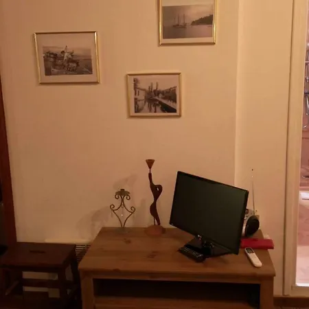 בית נופש Zeta's House ארגלסטי