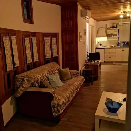 בית נופש Zeta's House *