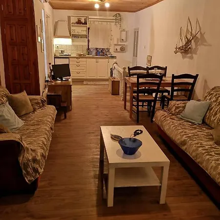 Zeta's House * ארגלסטי